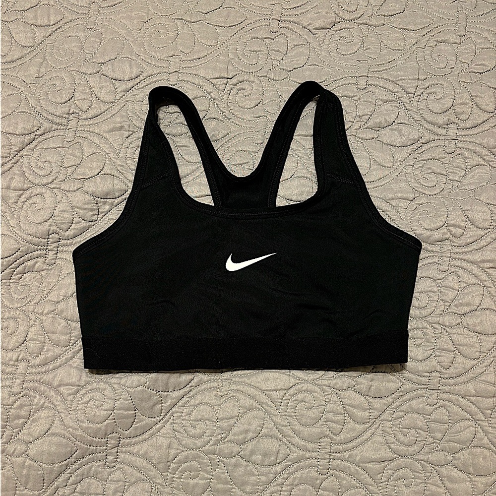 Nike Youth Girls sports bra